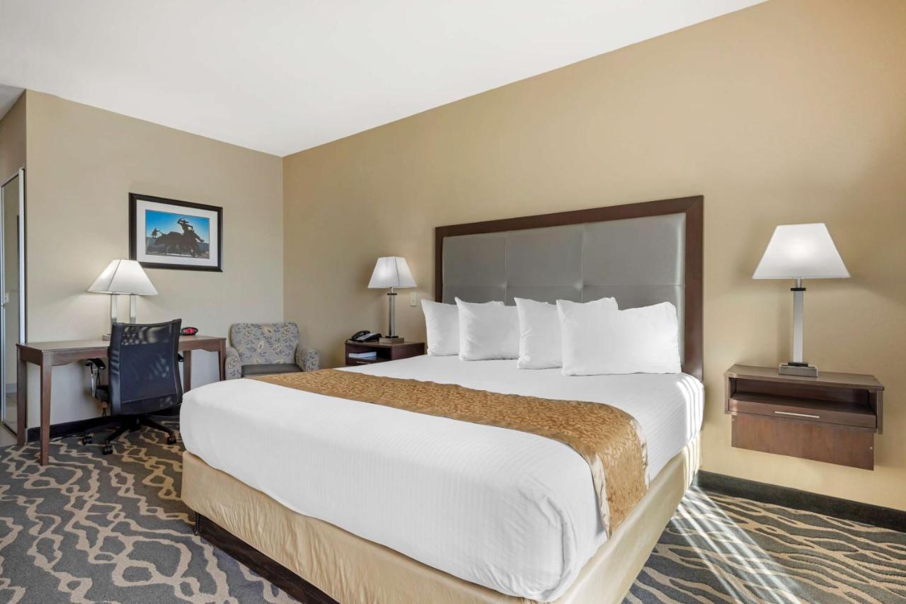 Best Western Plus Fort Stockton Hotel Bagian luar foto