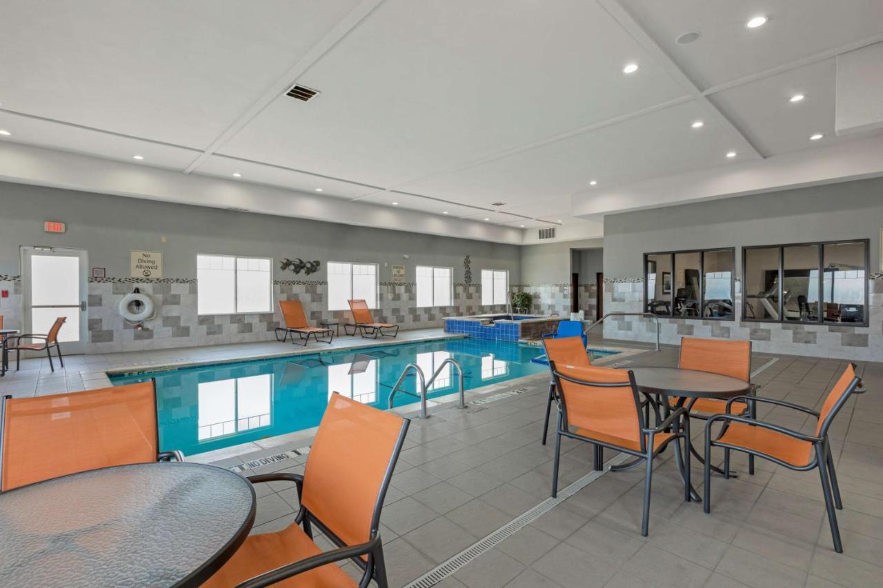 Best Western Plus Fort Stockton Hotel Bagian luar foto