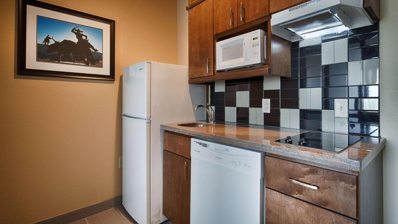 Best Western Plus Fort Stockton Hotel Bagian luar foto